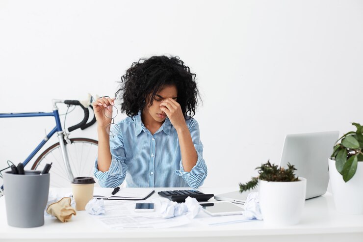 Chasing Dreams and Losing Moments: Heartfelt Regrets of a Career Woman